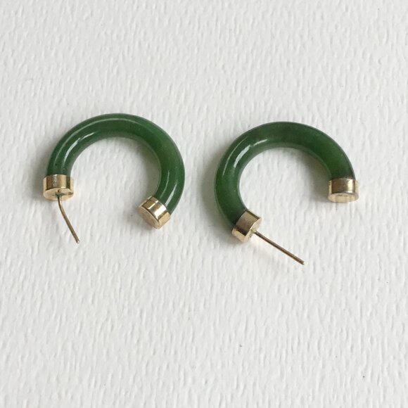 C Hoop Jade? Green Hard Stone Pierced Earrings - Picture 3 of 10